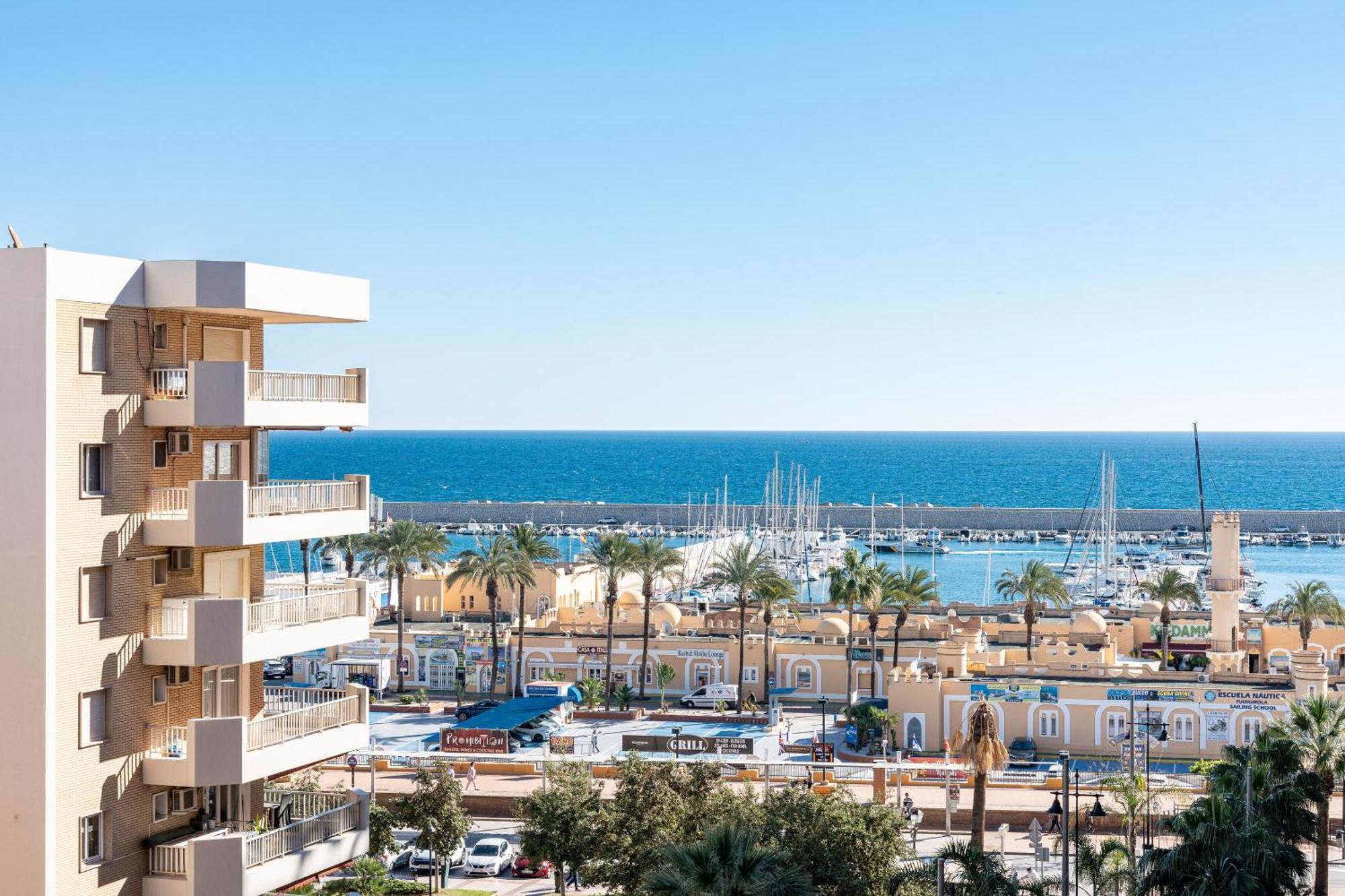 Pyr Studio Apt Partial Seaview فوينخيرولا المظهر الخارجي الصورة